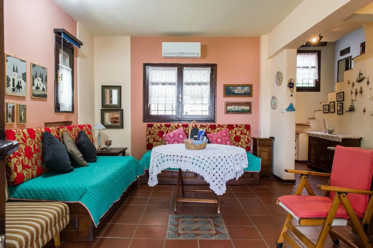Martha'S Villa Hanioti